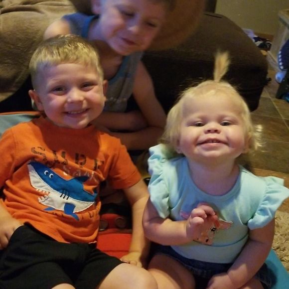 Meet your Posher, Riann - Picture 1 of 1